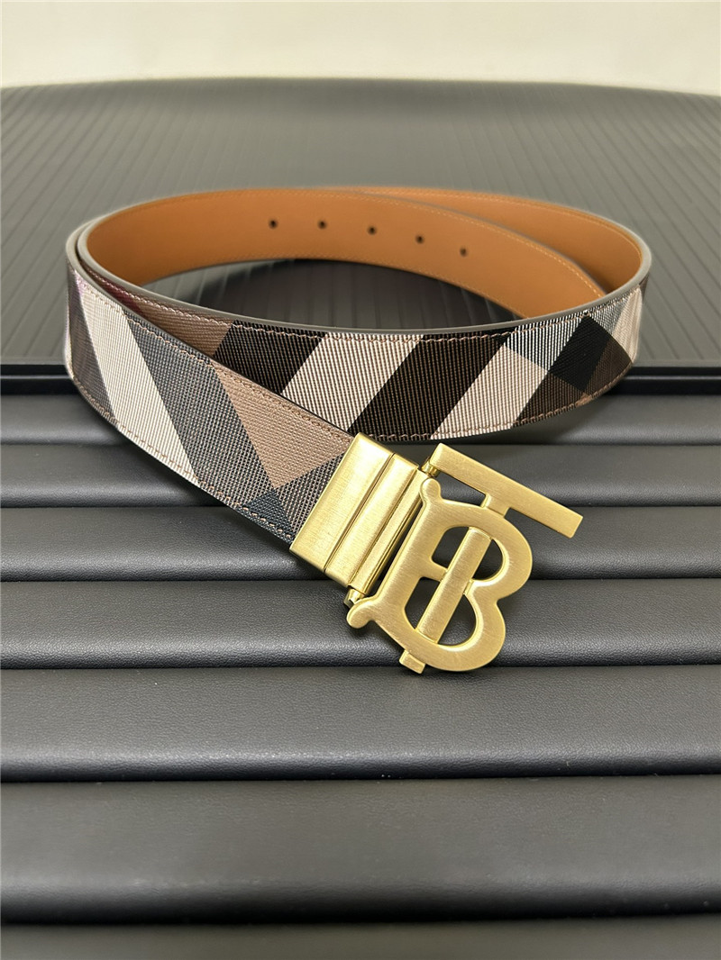 Bv*b*rry new belt