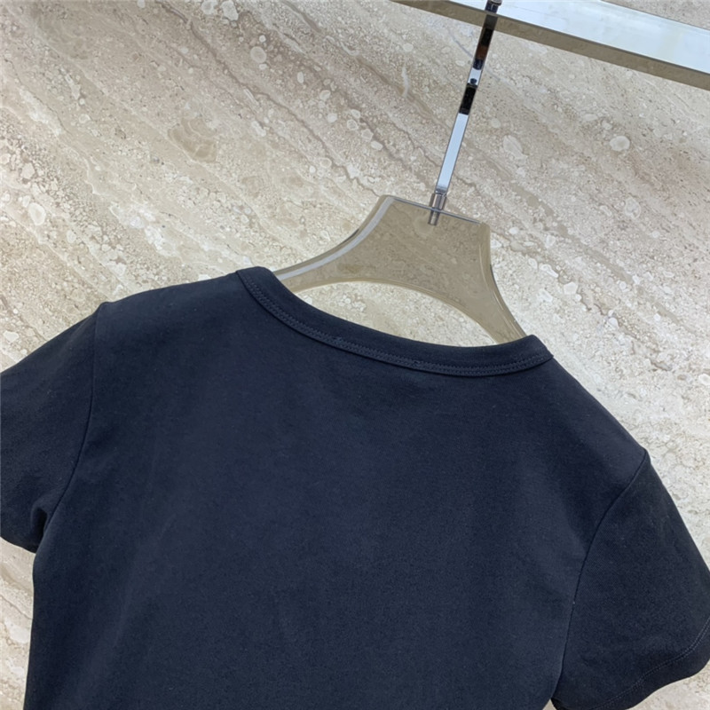 Pra*a triangle logo short sleeve t-shirt replica clothing sites