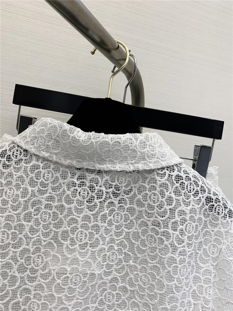 Ch**el hollow camellia cardigan in white