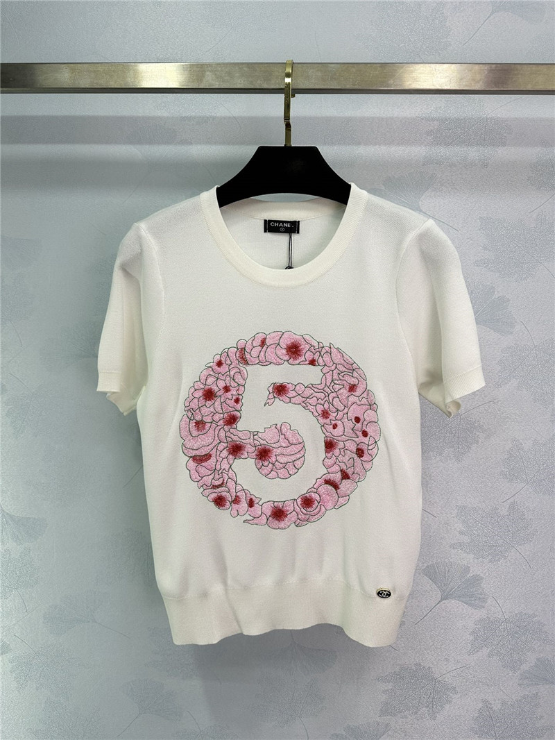 Ch**el camellia knitted top replica d&g clothing