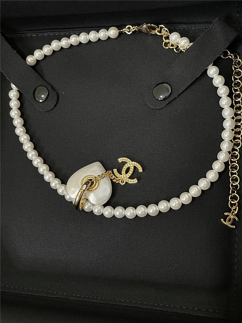 Ch**el double c white love pearl necklace