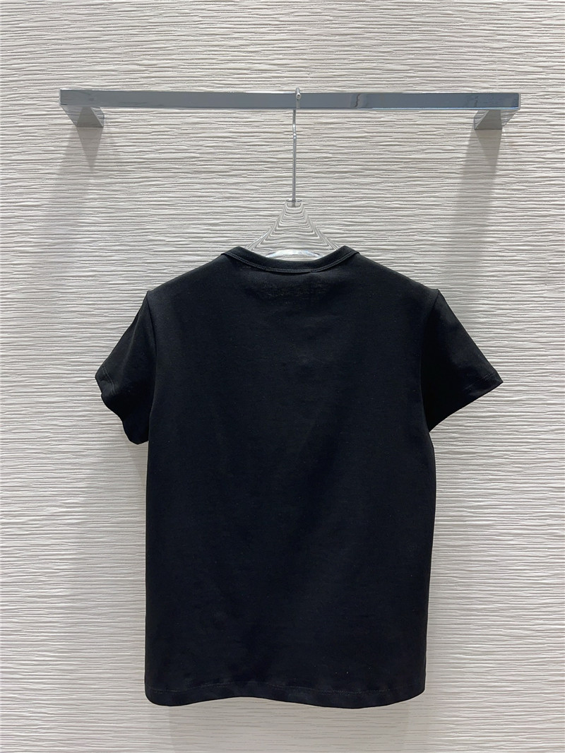 Va1e*ntin0 v-buckle hardware t-shirt replica designer clothes
