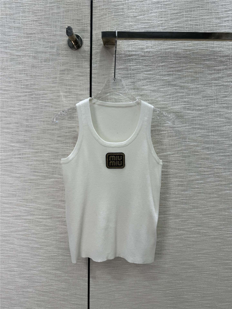 M1um1u gold thread logo knitted vest replicas clothes