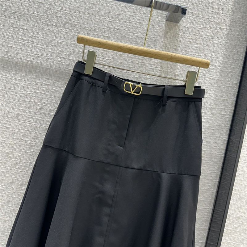 Va1e*ntin0 casual midi skirt replica designer clothing websites