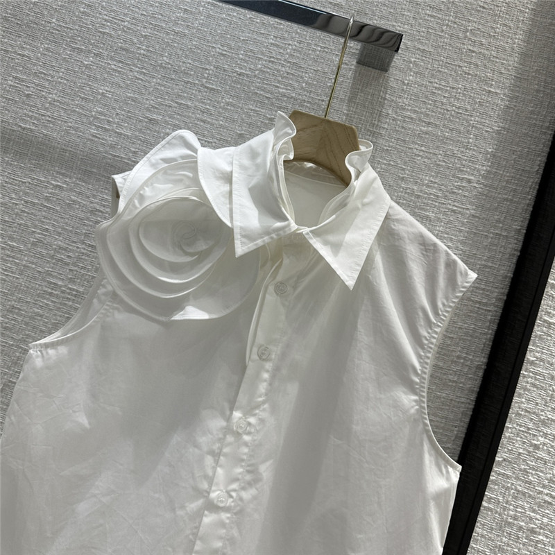 Va1e*ntin0 sleeveless shirt replica clothing