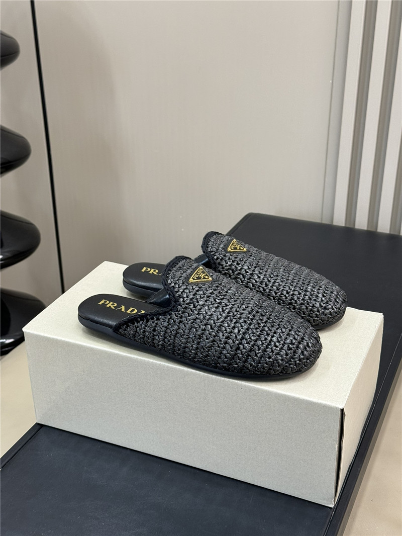 Pra*a crochet mules black