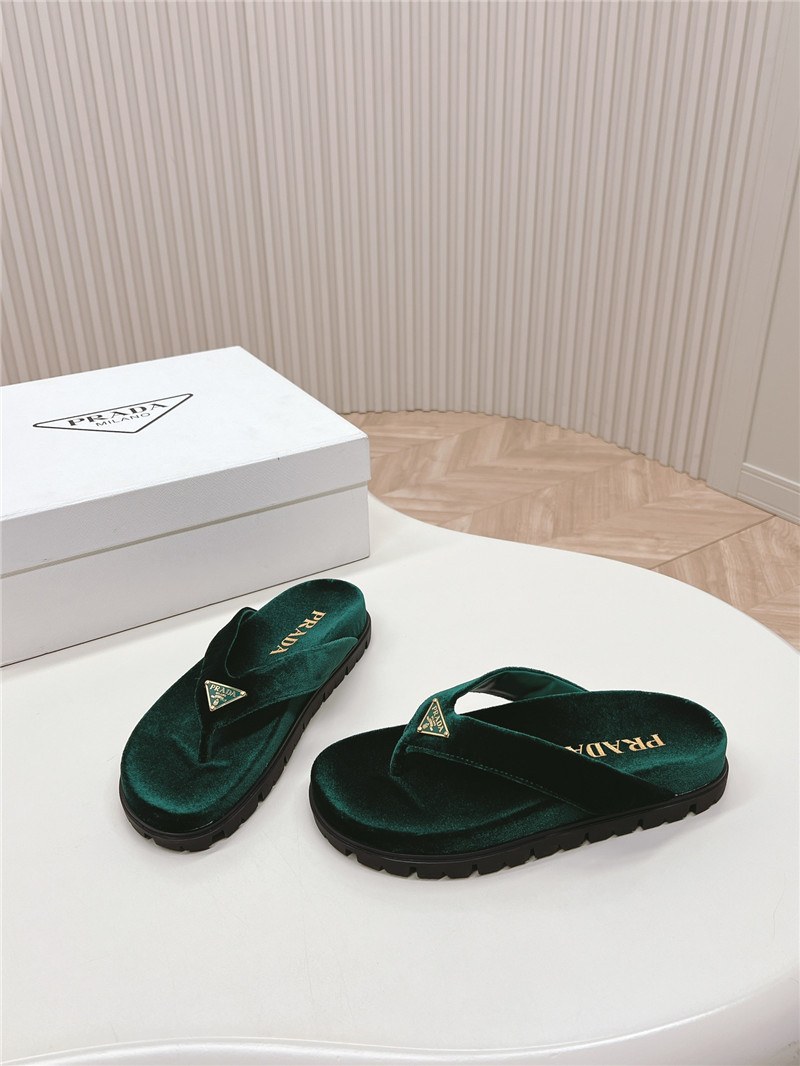 Pra*a velvet thong flip-flops in green