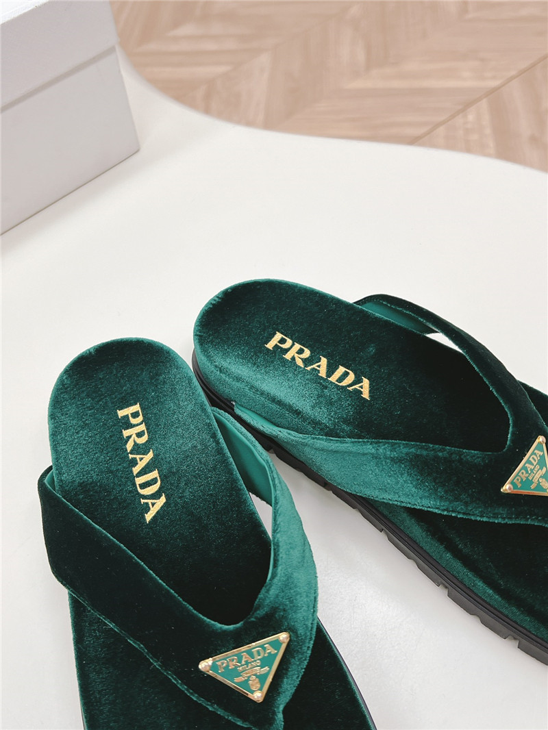 Pra*a velvet thong flip-flops in green