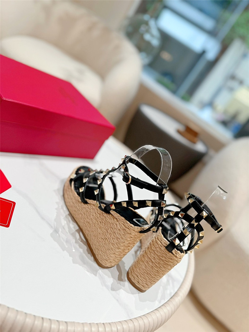 Va1e*ntin0 garavani rockstud wedge sandals