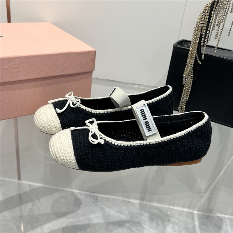 Miu Miu Cotton Crochet Ballet Flats in Black