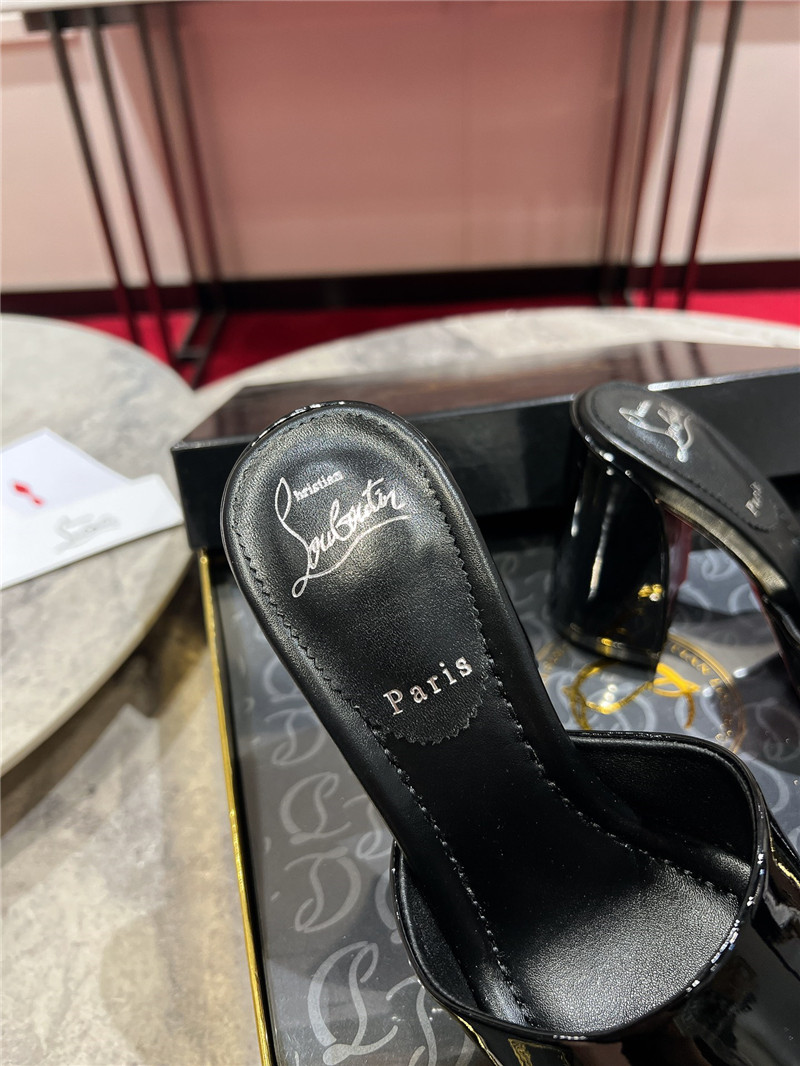Chr1st1an louboutin square heel patent leather mules