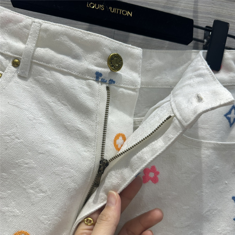 l0vis Vvtt0n lv white denim shorts replicas clothes