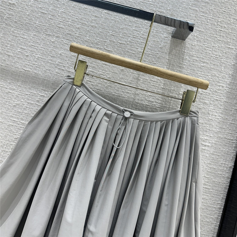 Pra*a low waisted pleated skirt cheap replica designer clothes