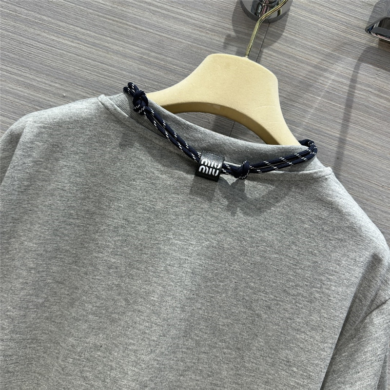 M1um1u necklace design elegant t-shirt replicas clothes