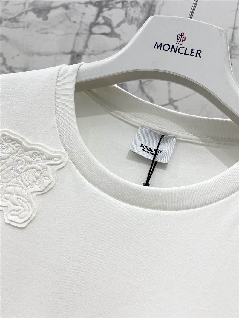 Bv*b*rry crew neck t-shirt replicas clothes