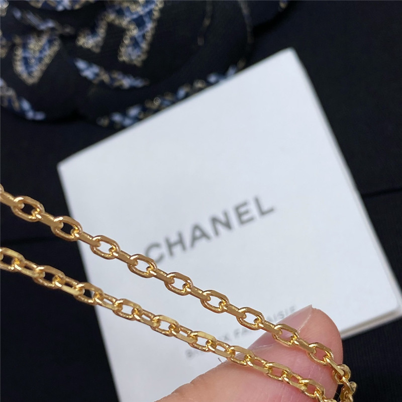 Ch**el rhinestone irregular necklace