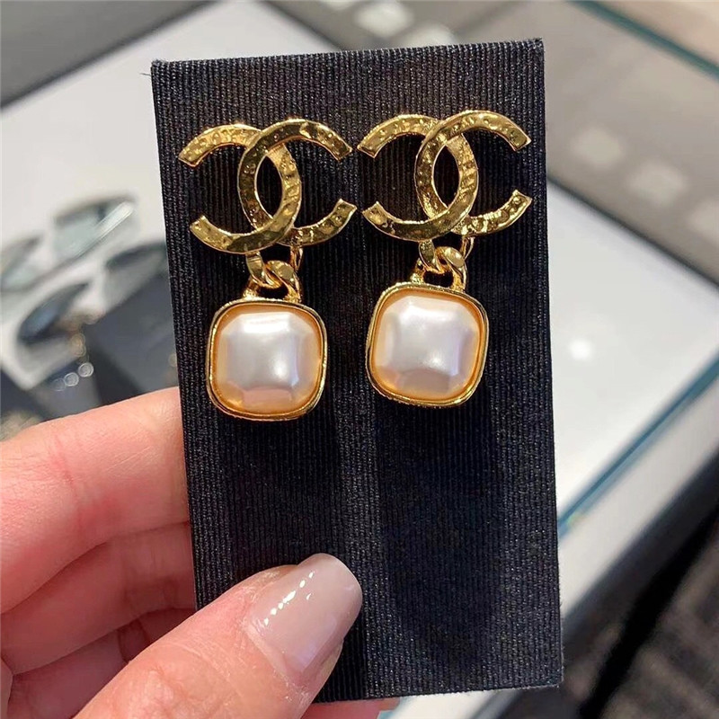 Ch**el vintage series earrings