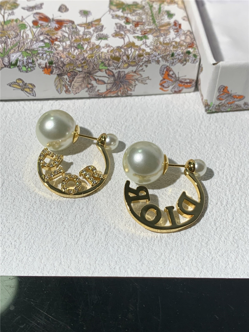 D10r new earrings