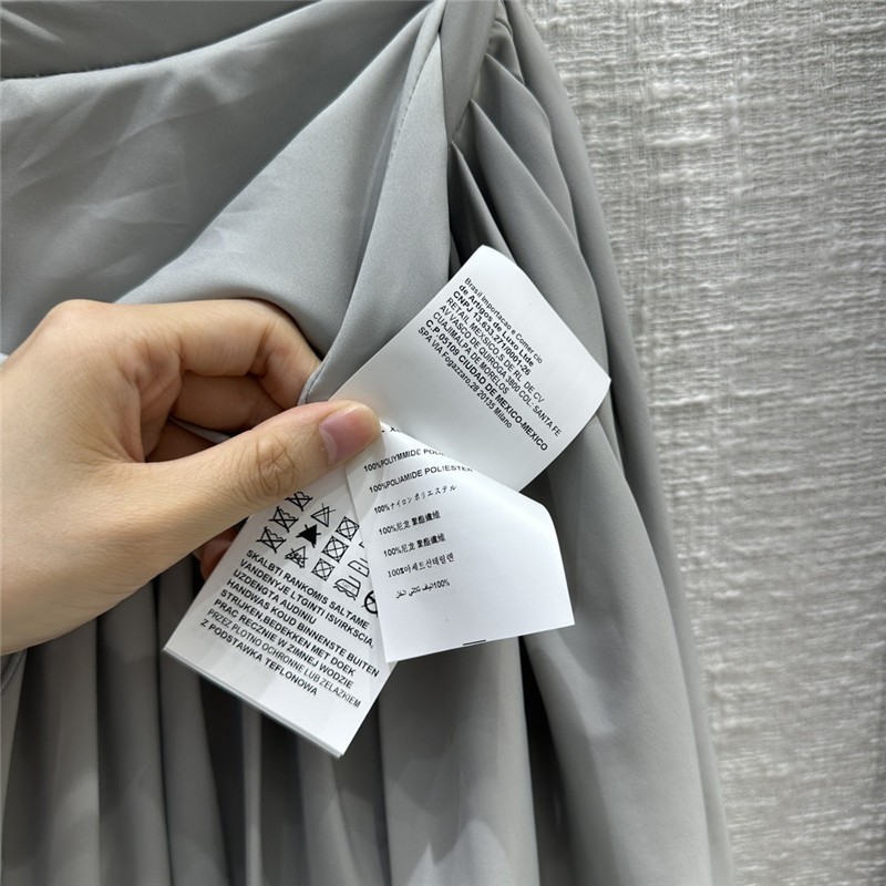 Pra*a sporty low-waist pleated skirt replica clothes