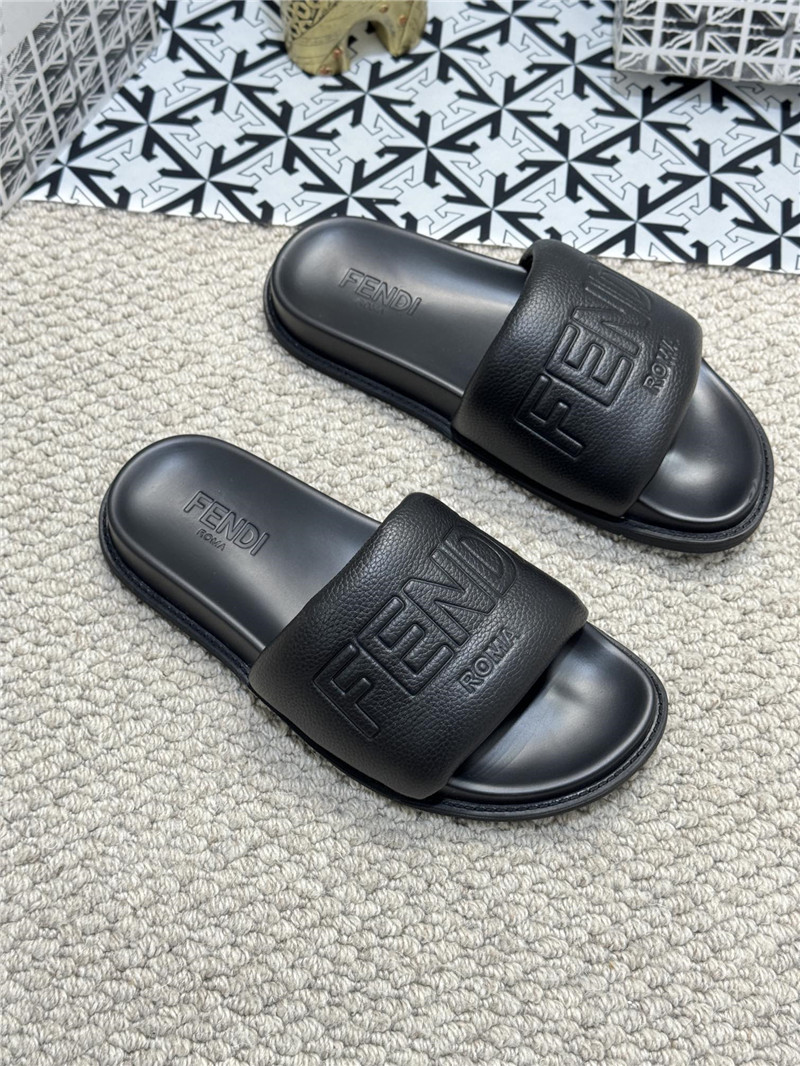 F**di roma slides black