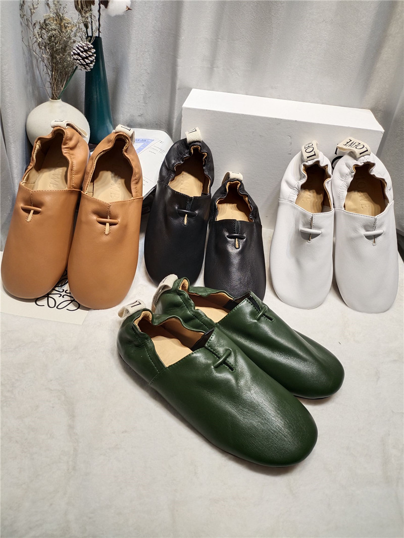 L0ew* black leather ballet flats