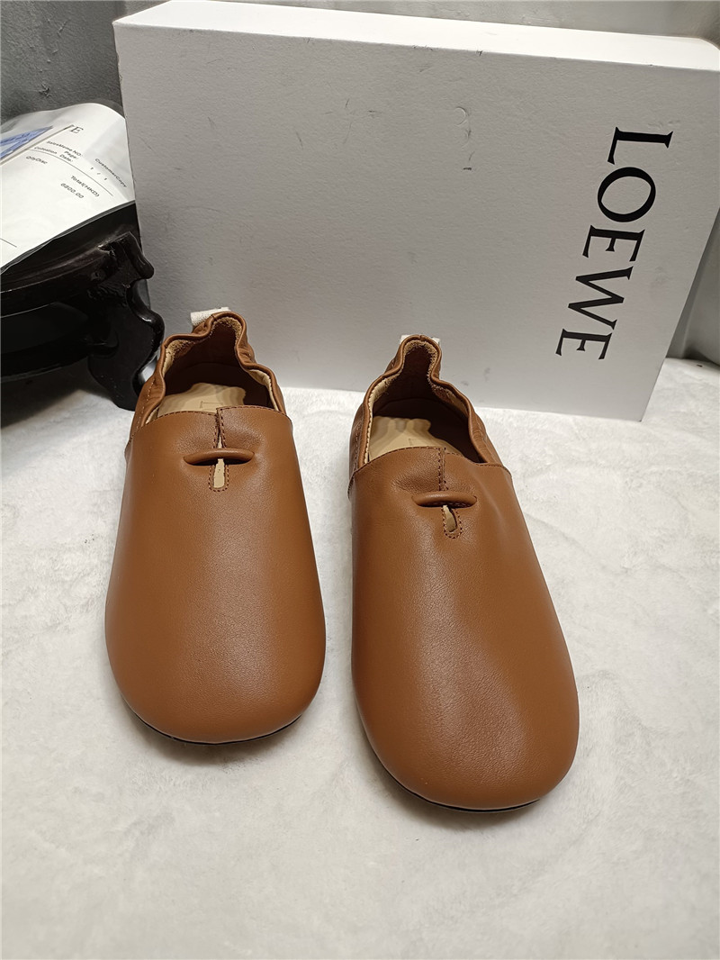 L0ew* brown leather ballet flats