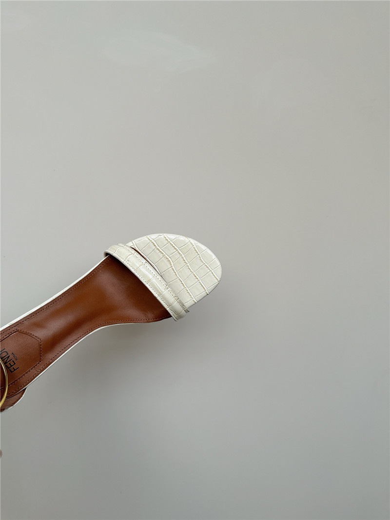 F**di keefa white leather slingback sandals
