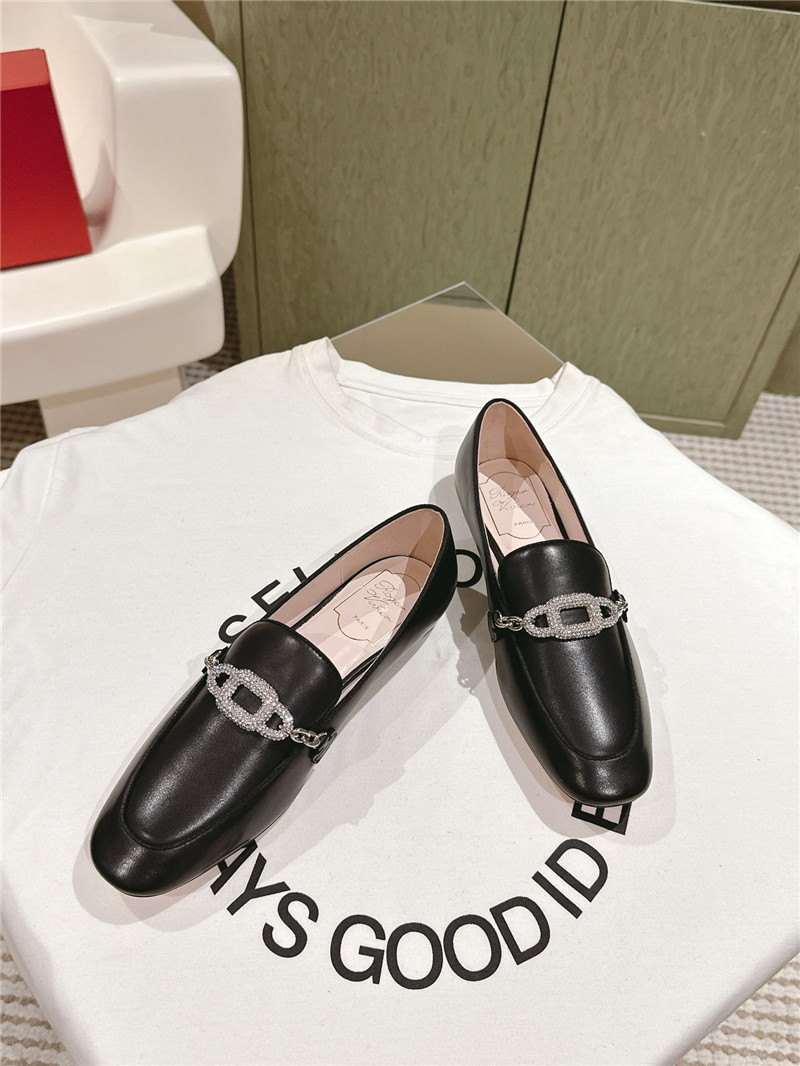 roger u1u1er embellished leather loafers in black