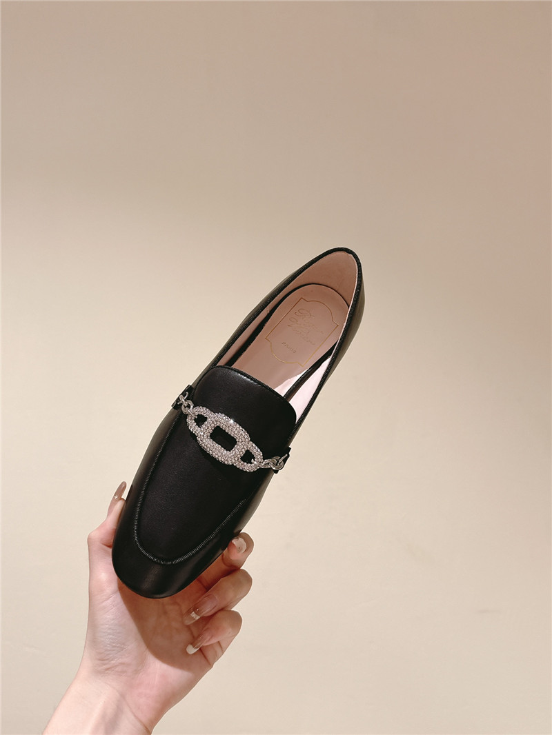 roger u1u1er embellished leather loafers in black