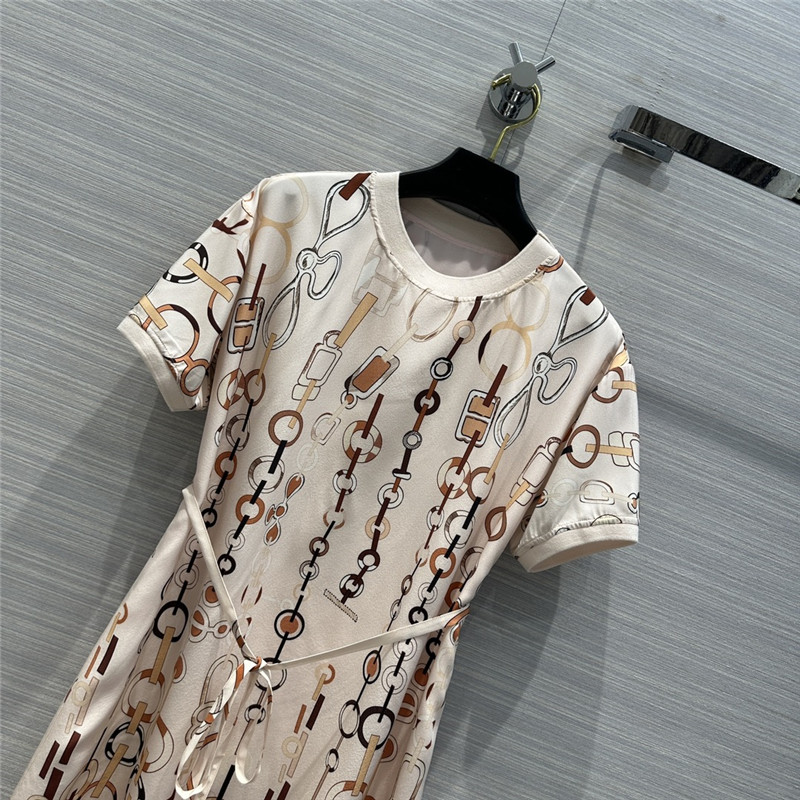 H**me5 silk short-sleeved dress replica clothing sites