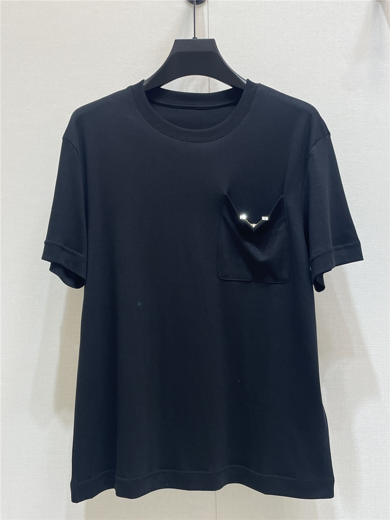 Va1e*ntin0 v pocket t-shirt replica d&g clothing