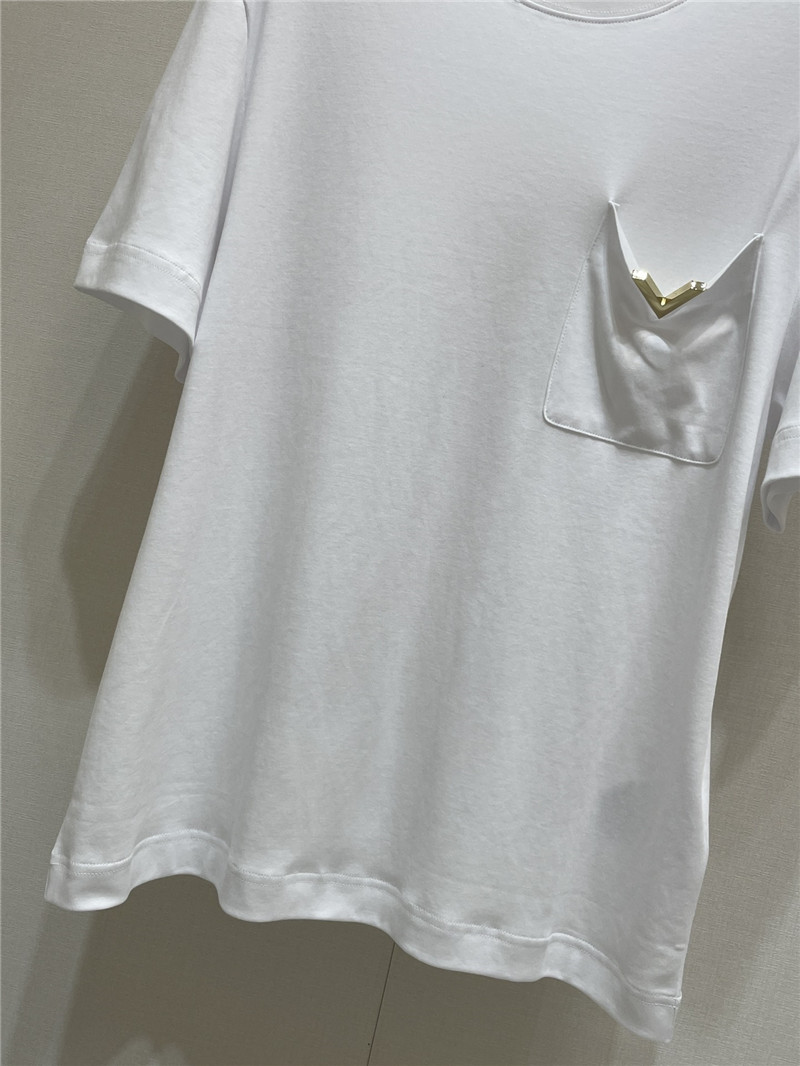 Va1e*ntin0 v pocket t-shirt replica d&g clothing