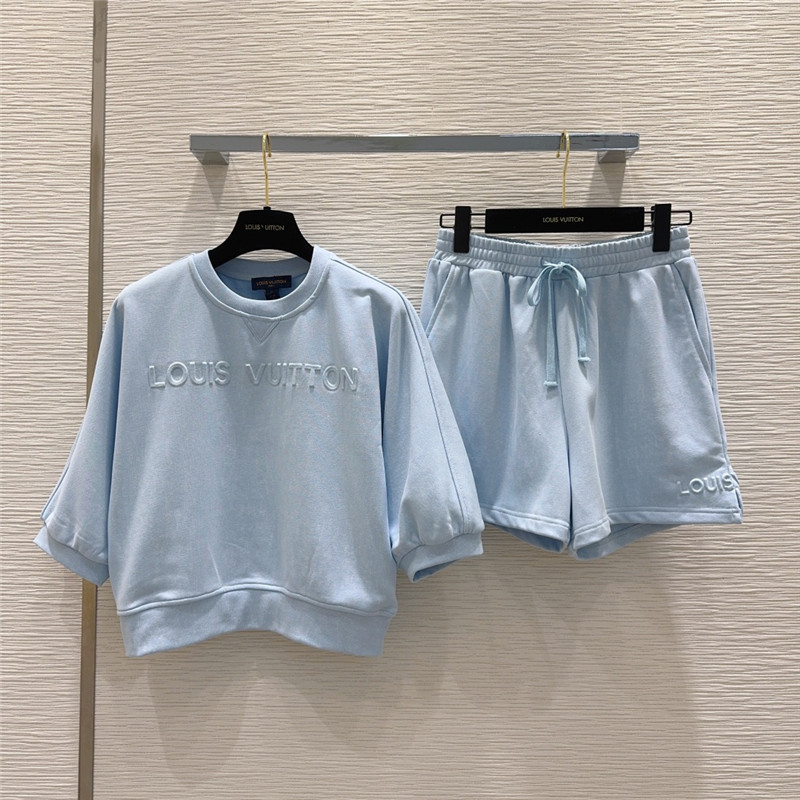 l0vis Vvtt0n lv five-quarter sleeve top + shorts set replica clothes