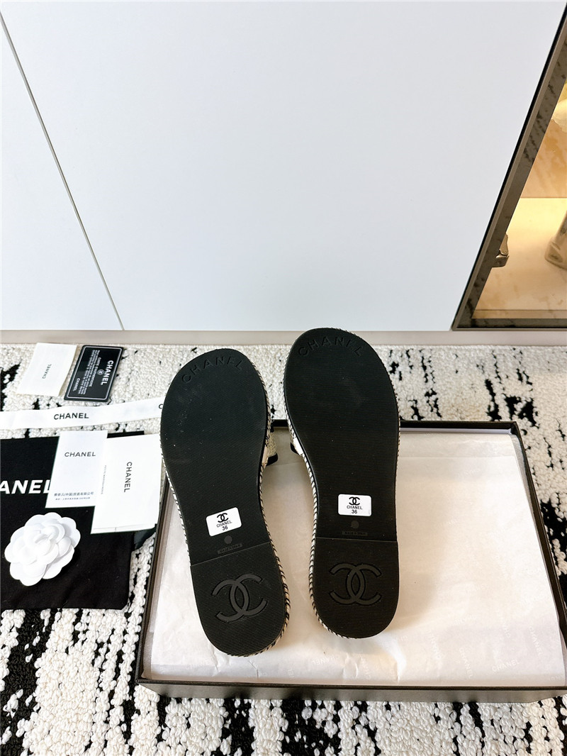 ch**el velcro lazy slippers Marg*e1a replica shoes