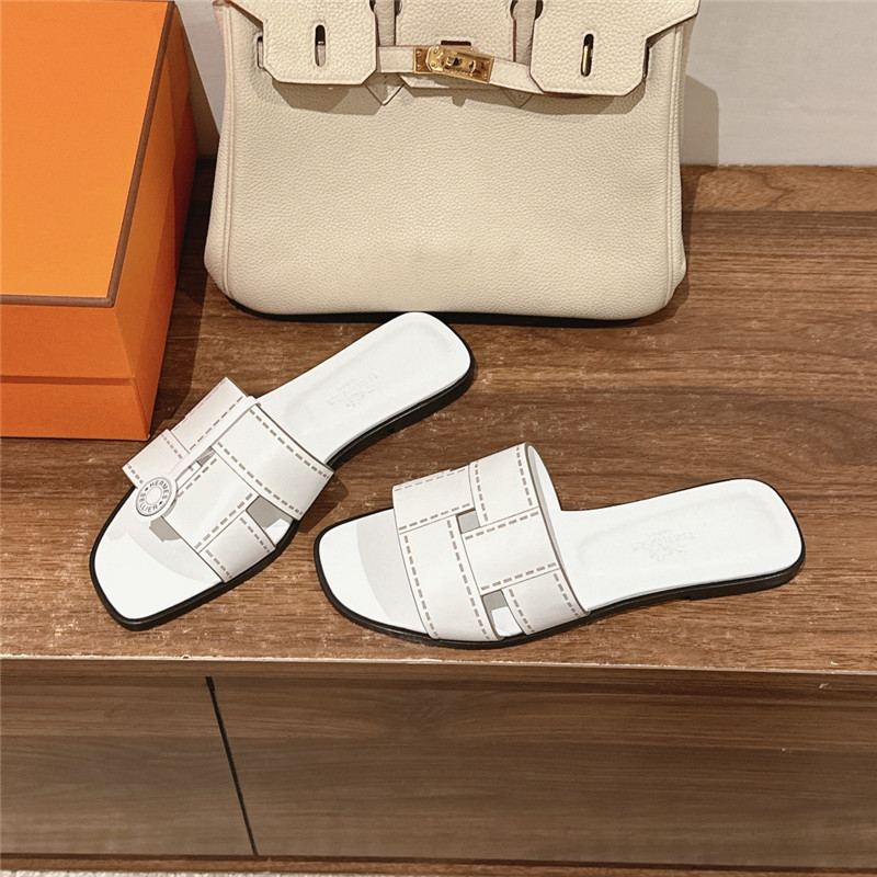 H**me5 idioma sandal women’s white