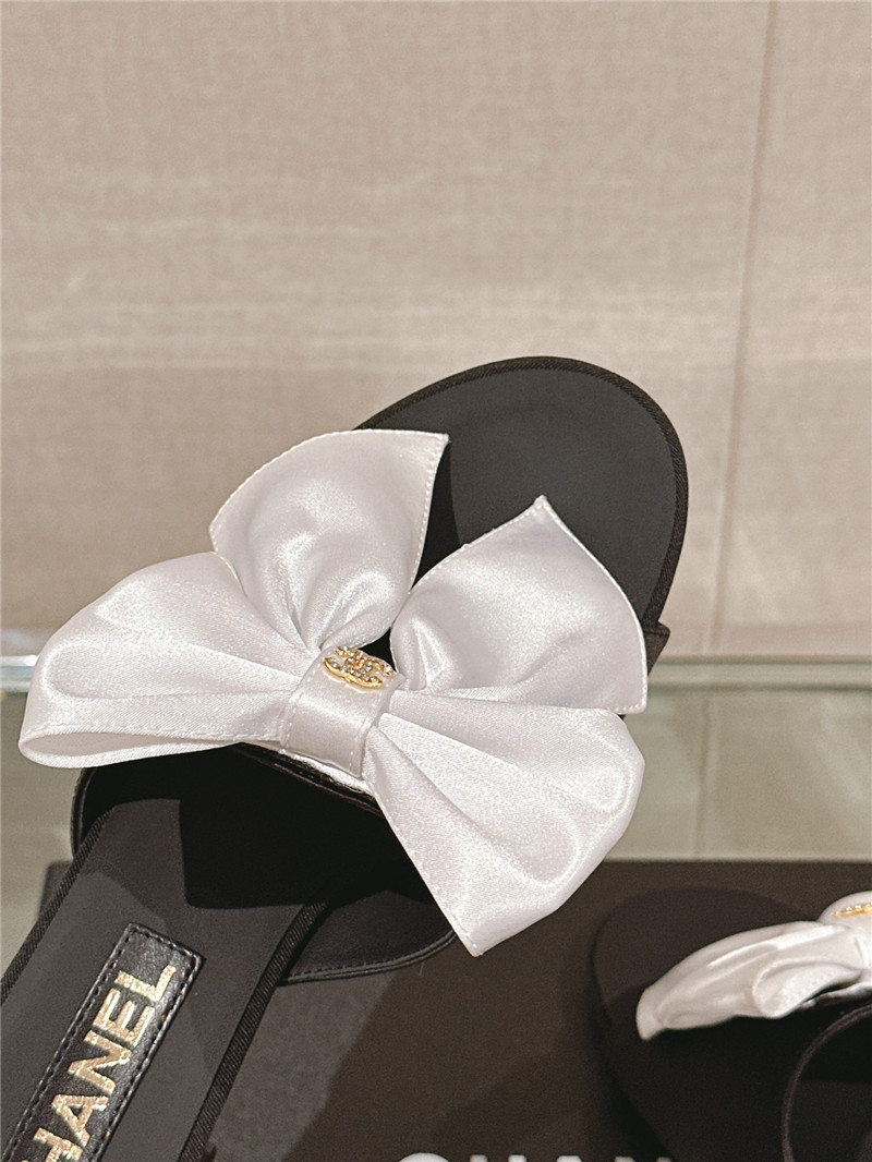 Ch**el chunky heel silk bow leather sandals