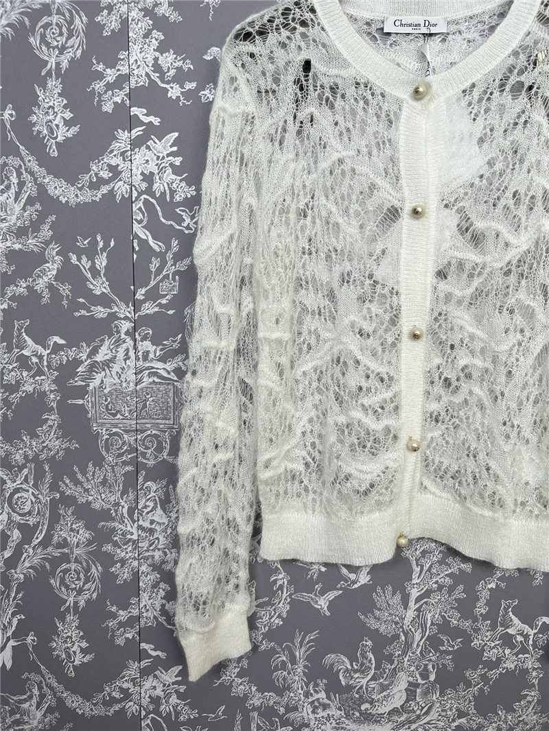 D10r lace crochet cardigan in off-white