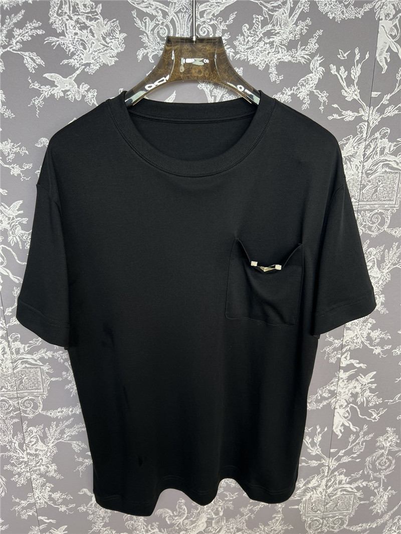 Va1e*ntin0 new t-shirt replica clothing sites