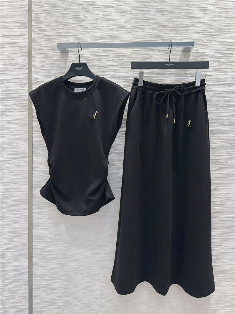 Y51 wing sleeve top + simple skirt set replica clothes