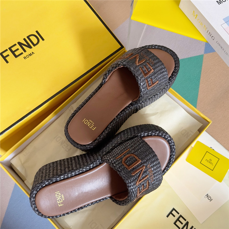F**di sunshine black platform sandals
