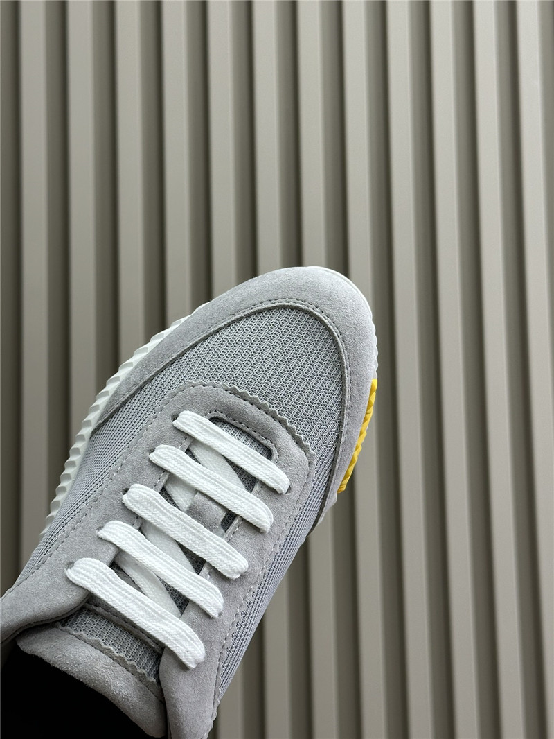 H**me5 women?¡¥s white & gray bouncing sneakers