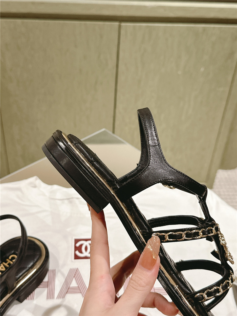 Ch**el black flip flops flat sandals
