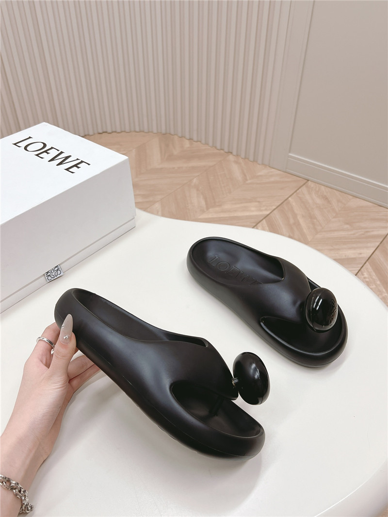 L0ew* bubble thong slide women in black