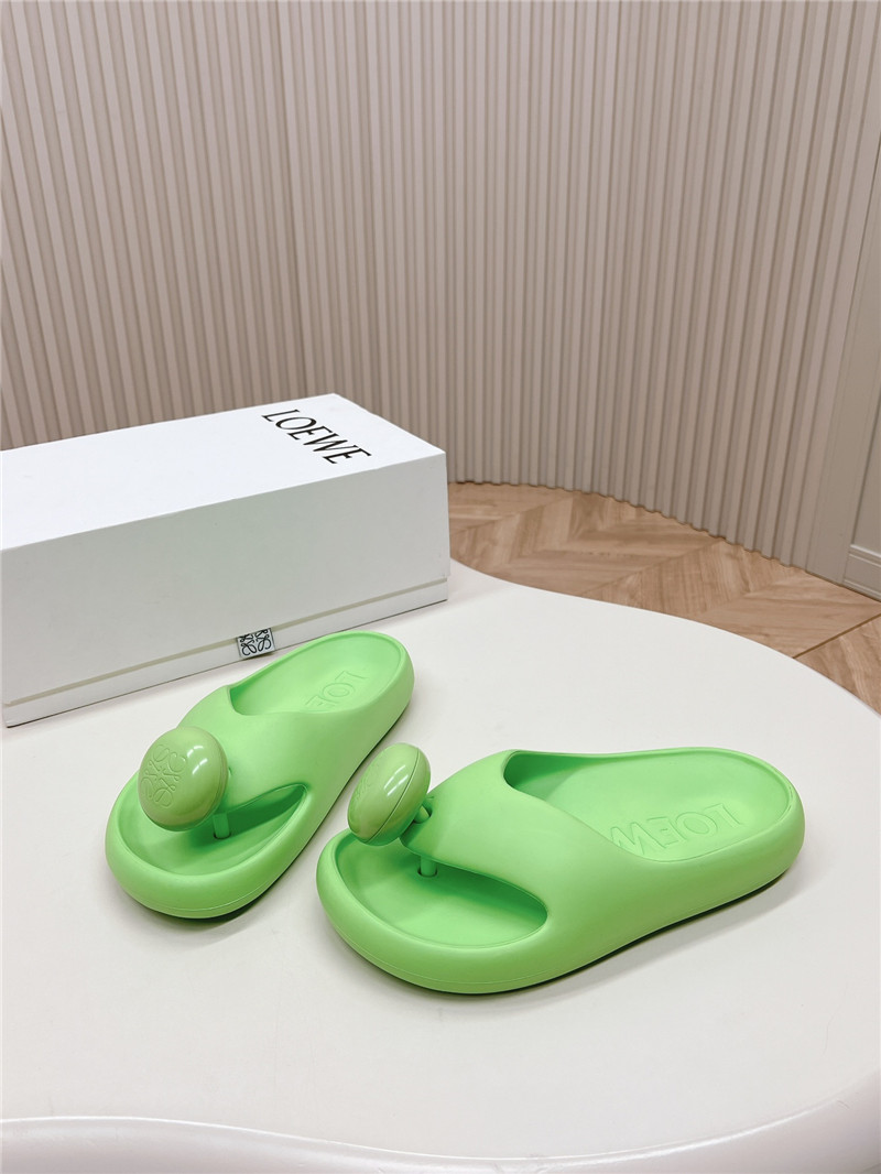 L0ew* bubble thong slide in green