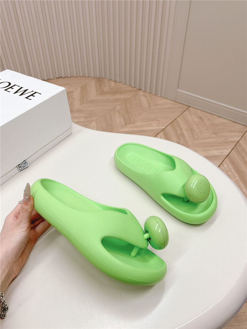 L0ew* bubble thong slide in green