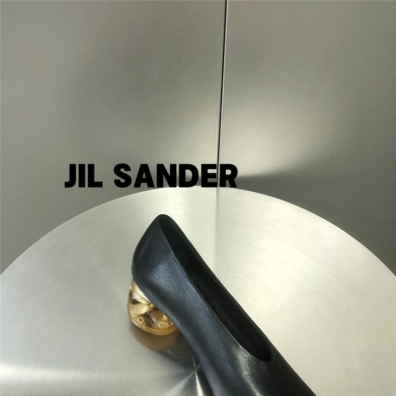 Jil Sander Perspex Block Heel Round-toe Pumps in Black