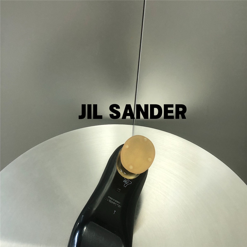 Jil Sander Perspex Block Heel Round-toe Pumps in Black