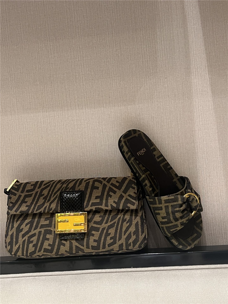 F**di feel ff jacquard slides