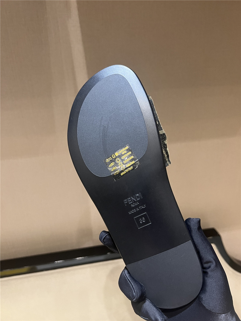 F**di feel ff jacquard slides