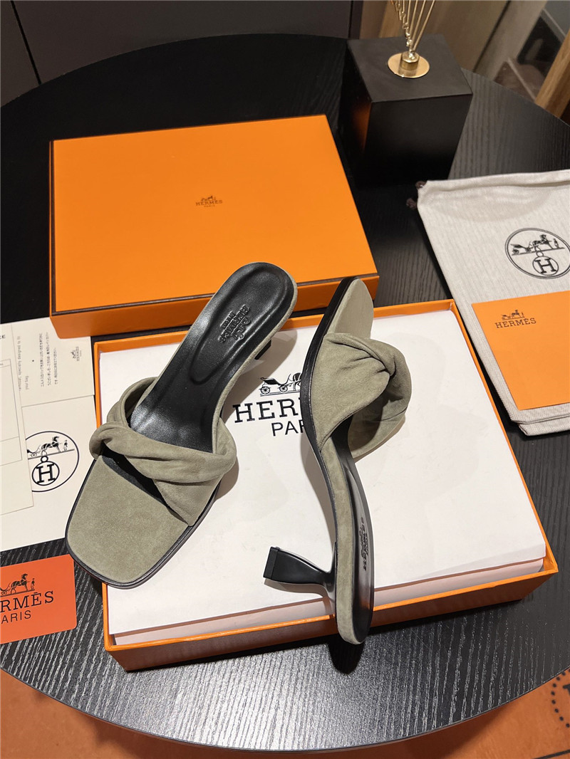 H**me5 gray suede giny 55 sandals
